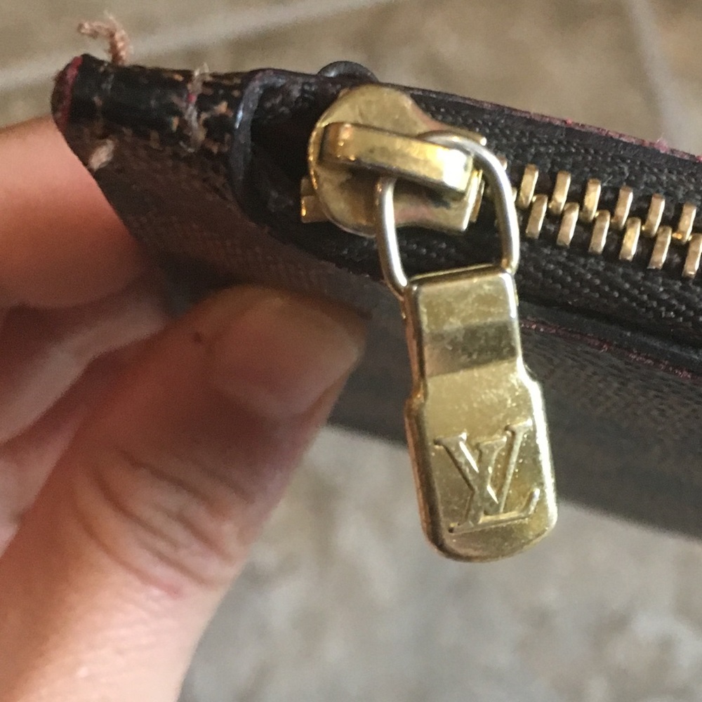 LV Neverfull pouch - Picture 4 of 8